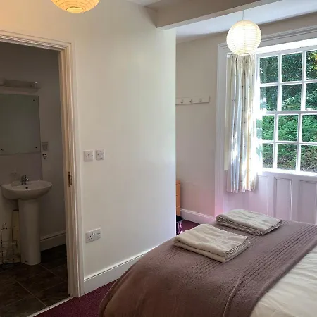 Thorney 4*
